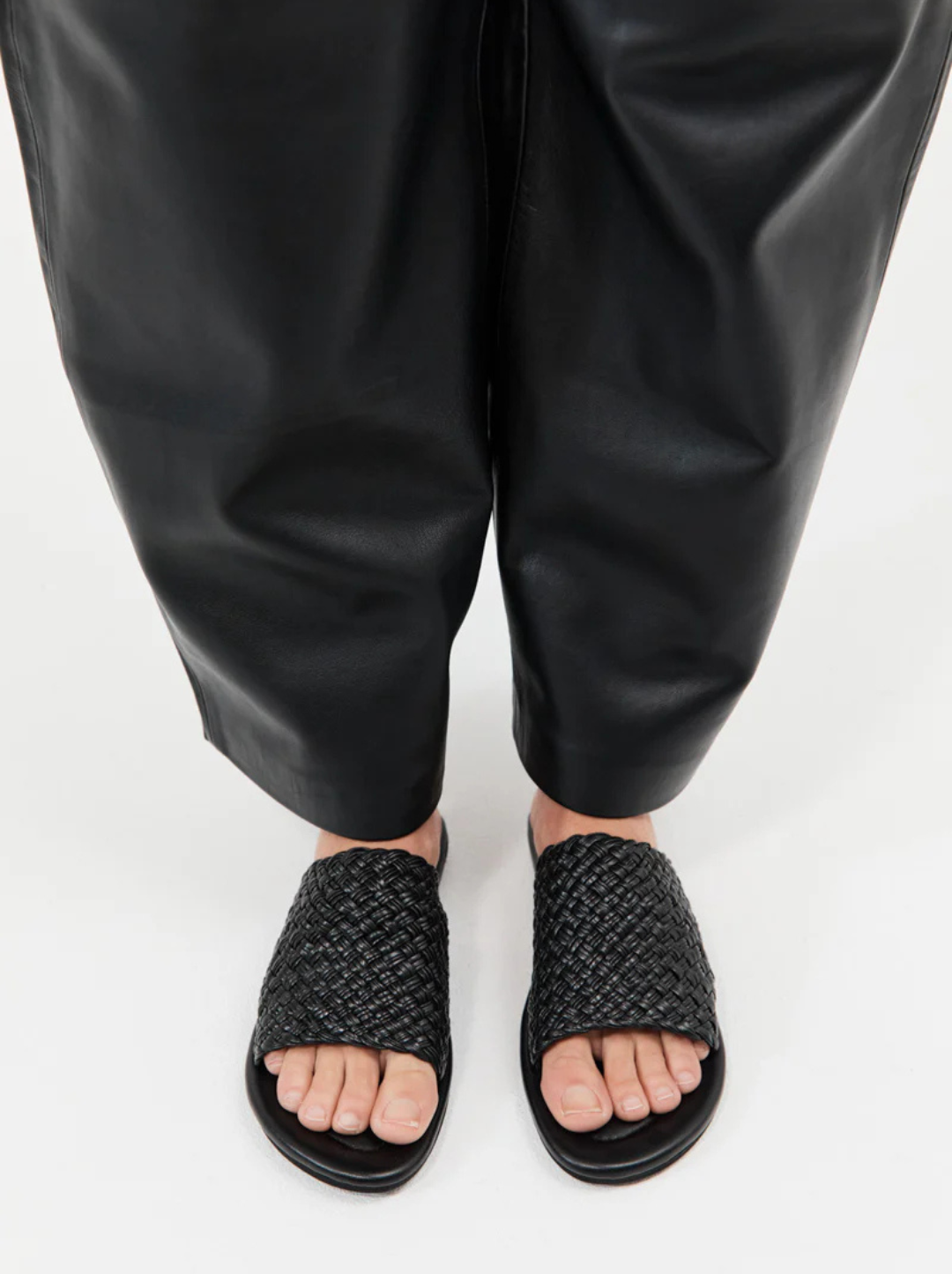 Woven Minimal Slide