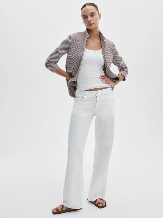 Featherweight Saige Full Straight