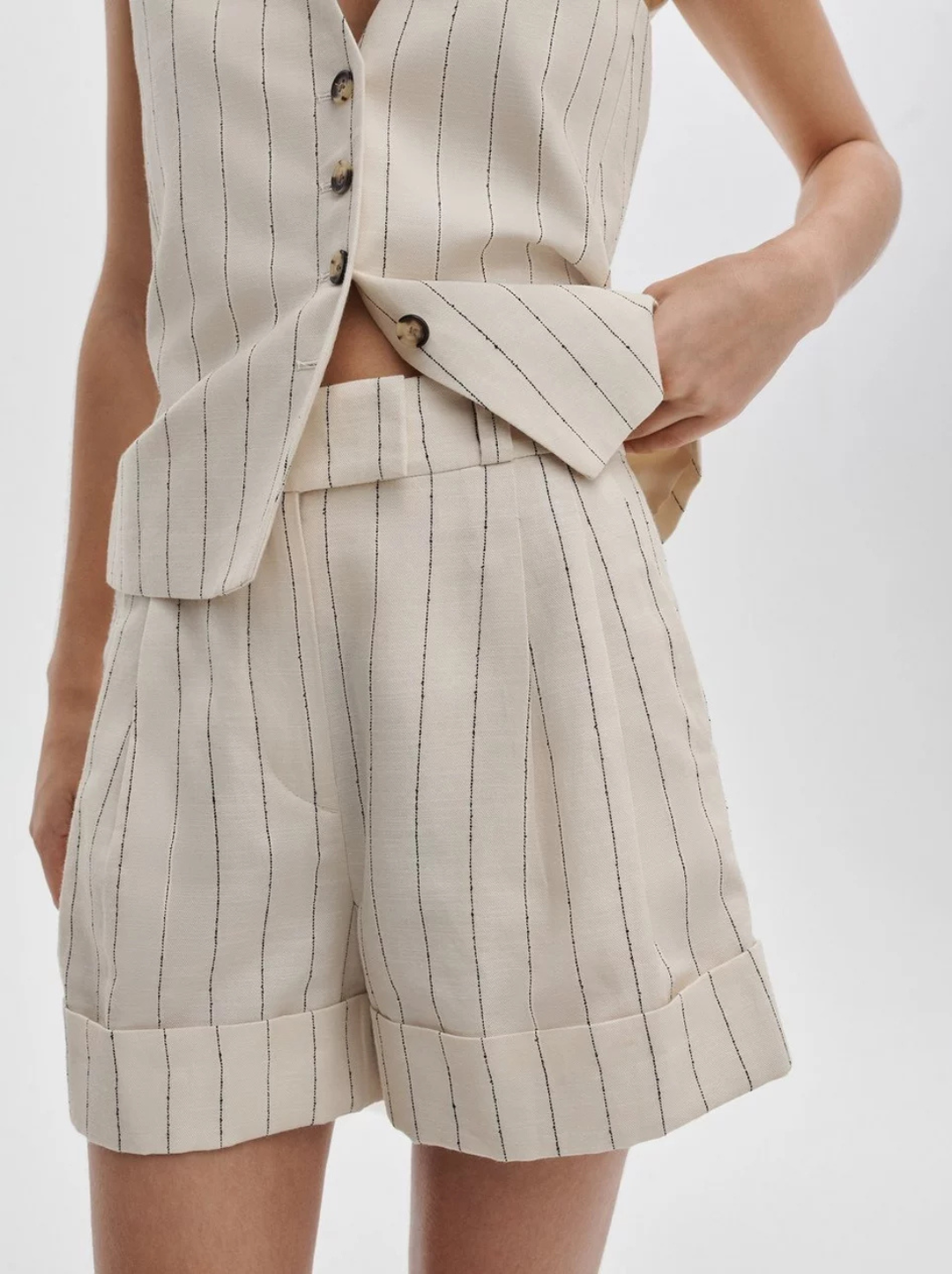 Neila Stripe Short