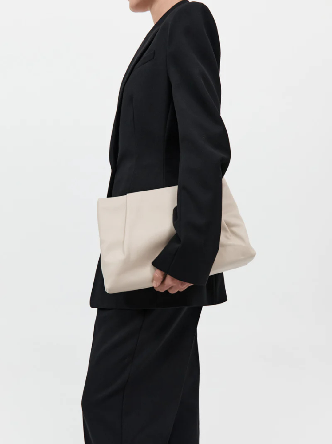 Soft Tuck Clutch