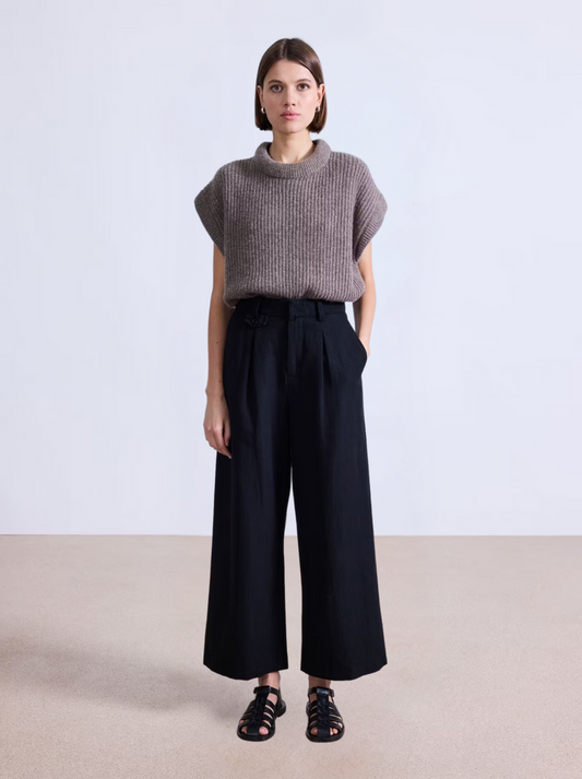 Cropped Cara Wide Leg Pant